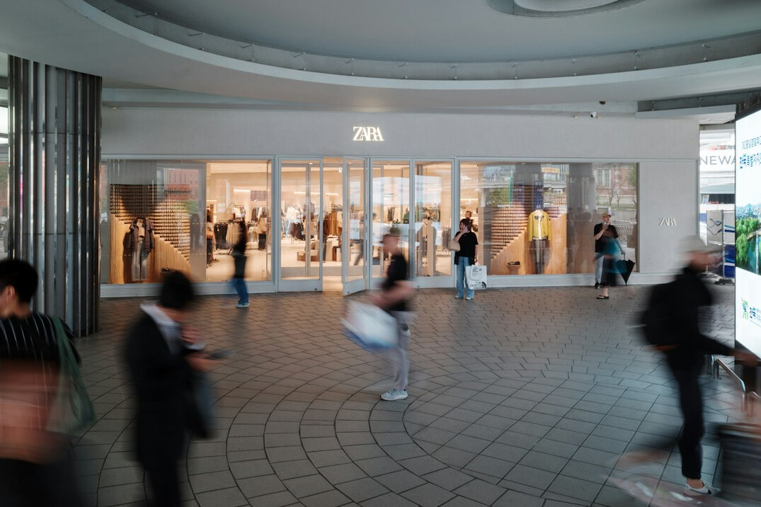 Shopping mall entrance with glass doors